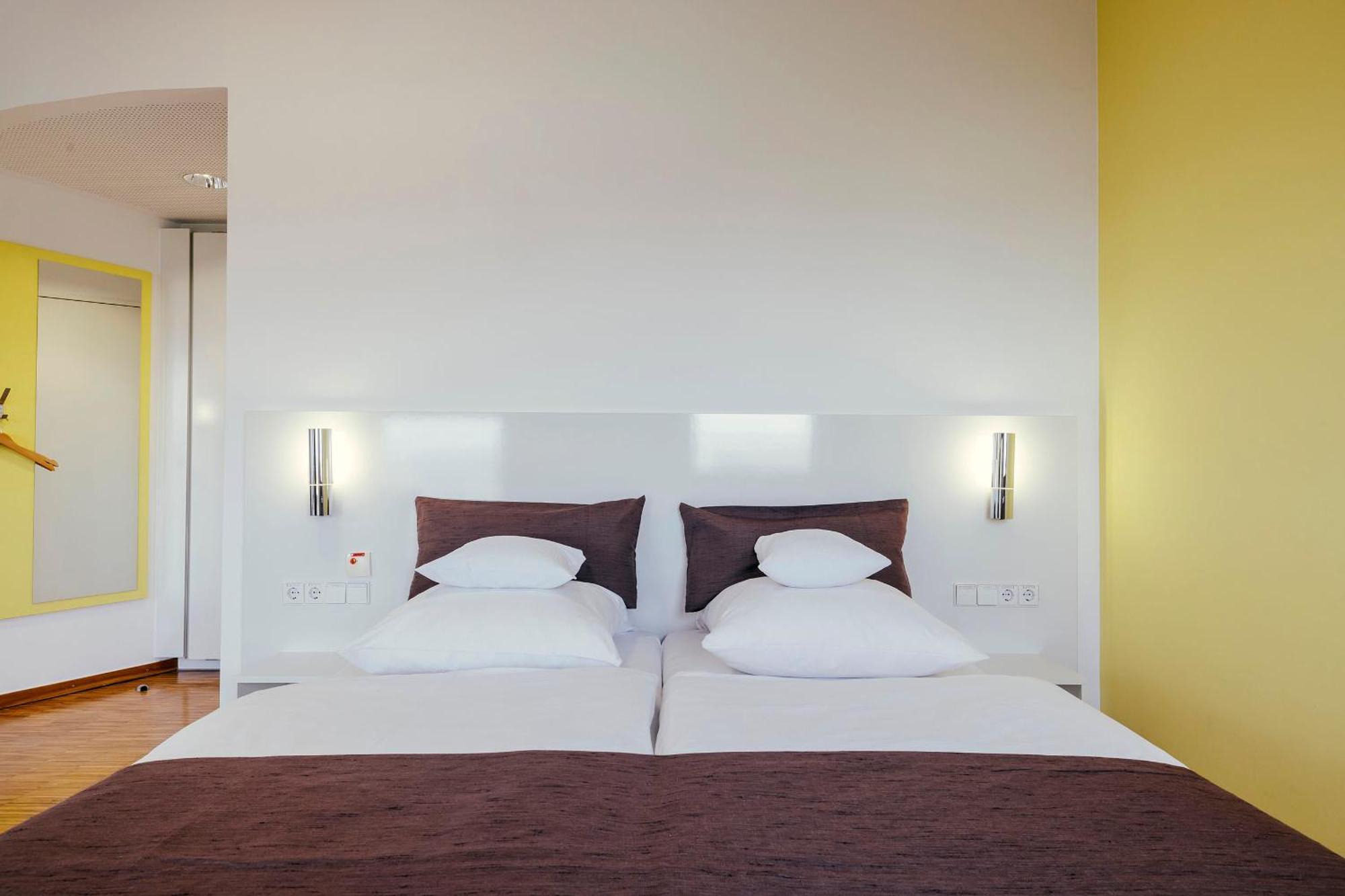 Gzt Das Gaestehaus Тюбинген Экстерьер фото