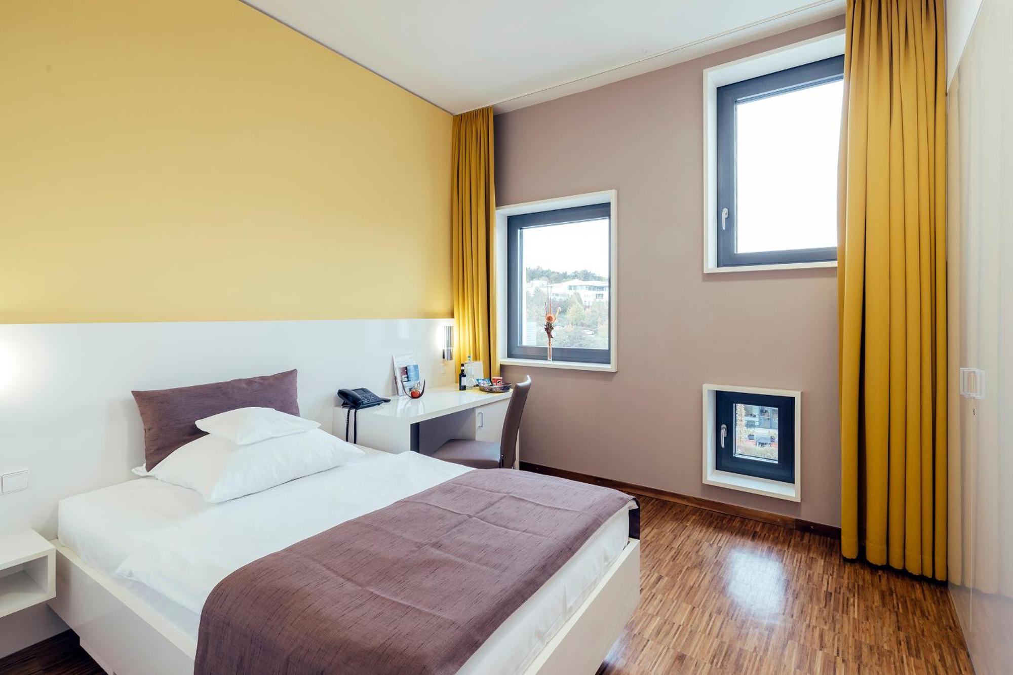 Gzt Das Gaestehaus Тюбинген Экстерьер фото